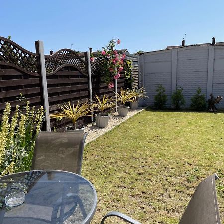 Contractor Accommodation Near Heathrow, Windsor Minutes From M4 Слау Екстериор снимка
