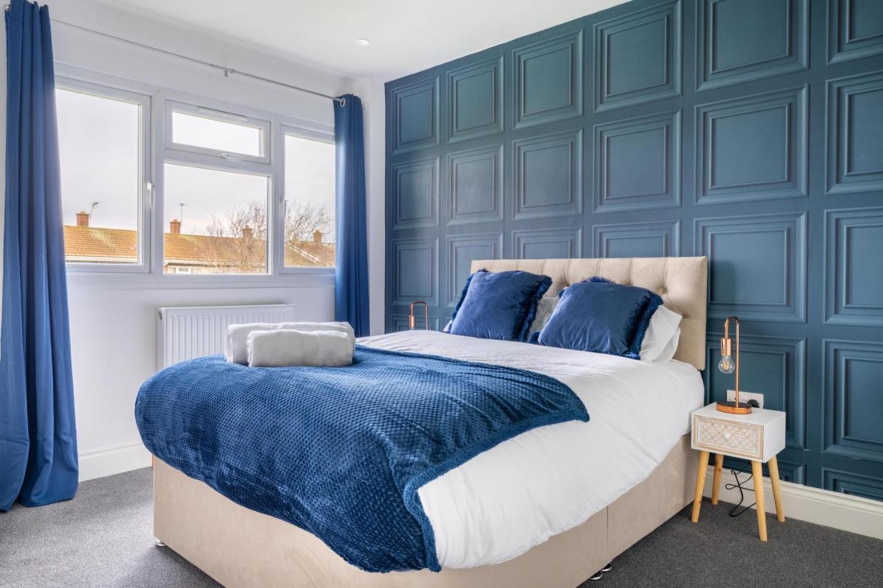 Contractor Accommodation Near Heathrow, Windsor Minutes From M4 Слау Екстериор снимка