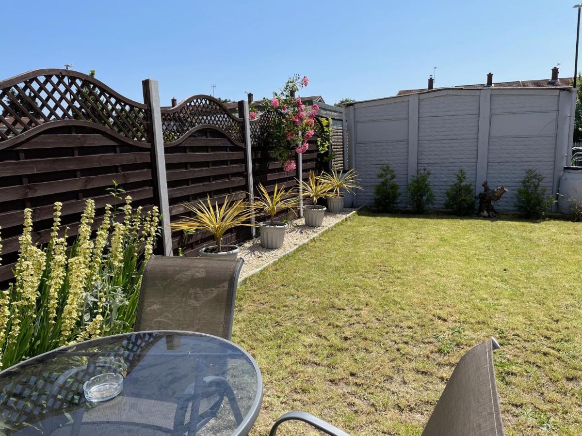 Contractor Accommodation Near Heathrow, Windsor Minutes From M4 Слау Екстериор снимка